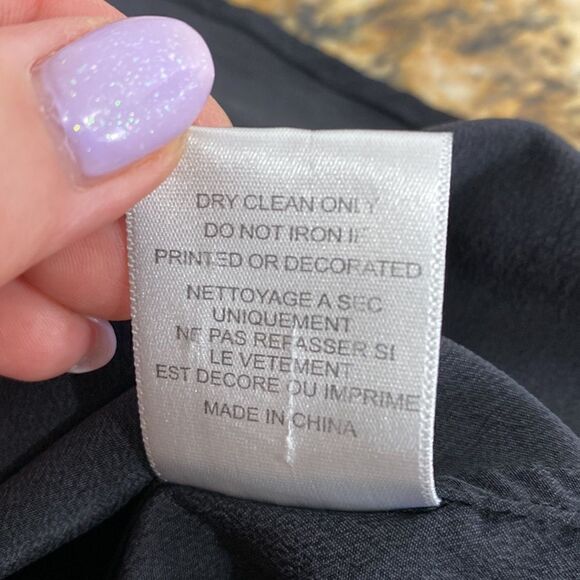 Equipment Femme Black Silk Hi Low Button Front Long Sleeves Blouse - Picture 10 of 12